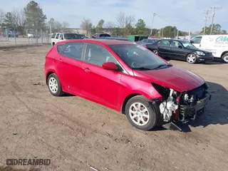 2014 Hyundai Accent GS with VIN KMHCT5AE7EU197806, listed as a IAAI auction lot 41458645 with 117,881 mi miles. Bid and sale history available at carsss.com. Image 1.