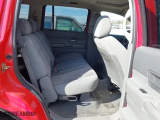 2005 Dodge Durango SLT with VIN 1D4HD48N15F612892, listed as a IAAI auction lot 41828230 with 323,800 mi miles. Bid and sale history available at carsss.com. Image 8.