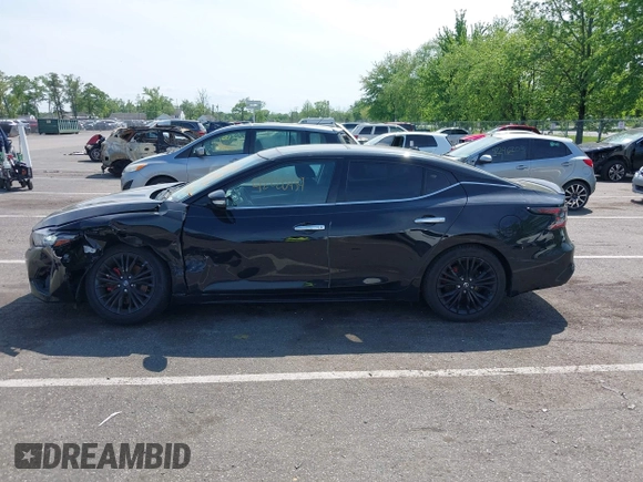 2020 Nissan Maxima SL with VIN 1N4AA6DV5LC366300, listed as a IAAI auction lot 42220939 with 16,858 mi miles and . Bid and sale history available at DreamBid. Image 17.