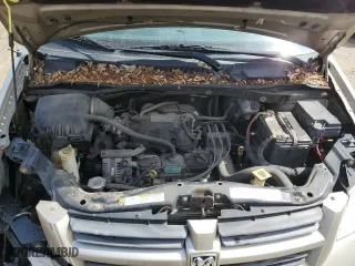 2009 Dodge Grand Caravan SE with VIN 2D8HN44E69R689659, listed as a Copart auction lot 53031995 with 153,155 mi miles and Clean Title. Bid and sale history available at carsss.com. Image 12.