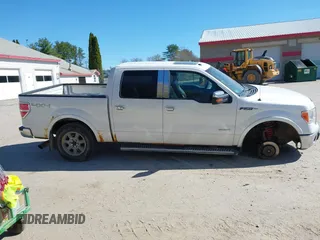 2011 Ford F-150 XLT with VIN 1FTFW1ETXBFC33076, listed as a IAAI auction lot 42142962 with 160,208 mi miles and . Bid and sale history available at carsss.com. Image 14.