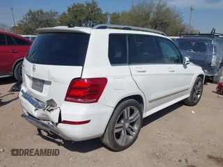 2013 Mercedes-Benz GLK with VIN WDCGG5HB2DG112609, listed as a IAAI auction lot 41723966 with 170,692 mi miles. Bid and sale history available at carsss.com. Image 4.