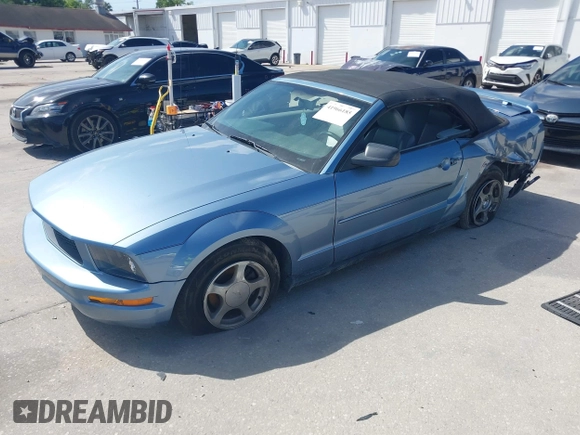 2006 Ford Mustang Standard with VIN 1ZVFT84N065224870, listed as a IAAI auction lot 41966185 with 106,780 mi miles and . Bid and sale history available at carsss.com. Image 17.