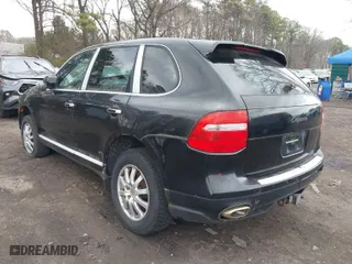 2008 Porsche Cayenne with VIN WP1AA29P58LA05720, listed as a IAAI auction lot 42037415 with 162,838 mi miles. Bid and sale history available at carsss.com. Image 3.