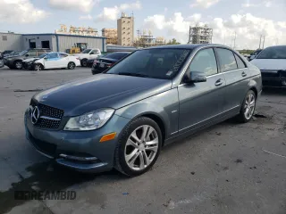 2012 Mercedes-Benz C 250 Sport z VIN WDDGF4HB5CA650408, wystawiony jako Copart lot #60000505 z przebiegiem 110 102 mil mil oraz Czysty tytuł • Clean title. Historia ofert i sprzedaży dostępna na DreamBid. Obrazek 1.
