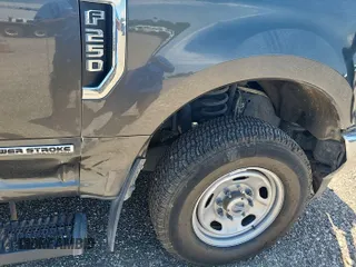 2019 Ford F-250 XL с VIN 1FT7W2BT5KEC22832, выставлен на аукционе IAAI как лот 42785429 с пробегом 150 547 миль миль и . История ставок и продаж доступна на DreamBid. Изображение 1.