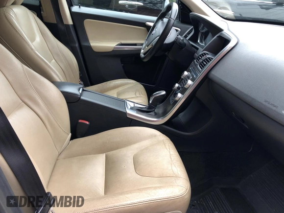 2016 Volvo XC60 T5 Drive-E Premier with VIN YV440MDK8G2853679, listed as a Copart auction lot 81319234 with 162,568 mi miles and Clean Title. Bid and sale history available at carsss.com. Image 5.