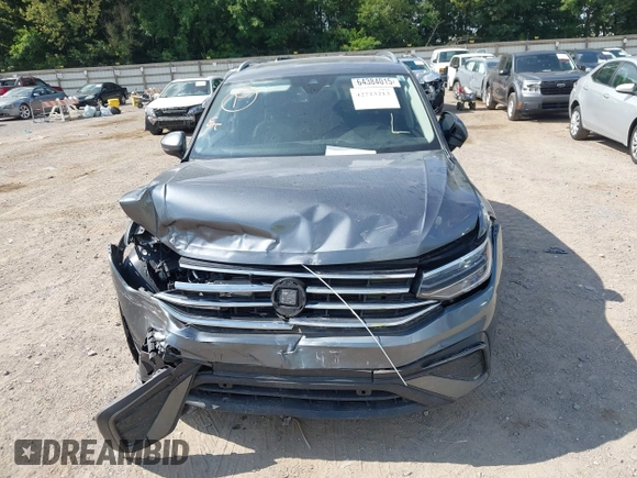 2022 Volkswagen Tiguan SE с VIN 3VV3B7AX1NM166528, выставлен на аукционе IAAI как лот 42723213 с пробегом 85 173 миль миль и . История ставок и продаж доступна на DreamBid. Изображение 6.