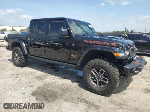 2024 Jeep Gladiator Mojave X с VIN 1C6JJTEG4RL120069, выставлен на аукционе Copart как лот 53950405 с пробегом 4 107 миль миль и Списание • Salvage title. История ставок и продаж доступна на DreamBid. Изображение 4.