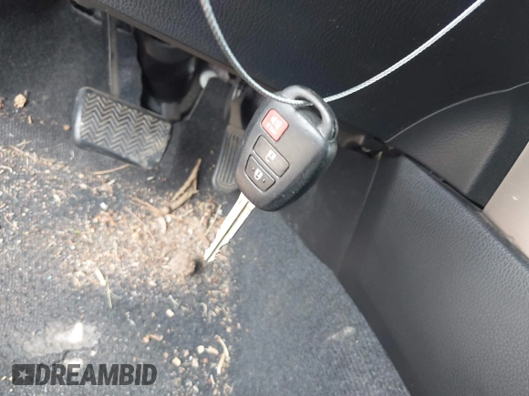 2015 Toyota RAV4 LE with VIN JTMBFREV6FJ039453, listed as a IAAI auction lot 42388671 with 200,304 mi miles and . Bid and sale history available at DreamBid. Image 11.