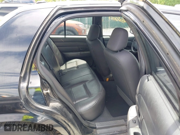 2005 Ford Police Interceptor z VIN 2FAHP71WX5X158807, wystawiony jako IAAI lot #42282107 z przebiegiem 153 787 mil mil oraz . Historia ofert i sprzedaży dostępna na DreamBid. Obrazek 8.