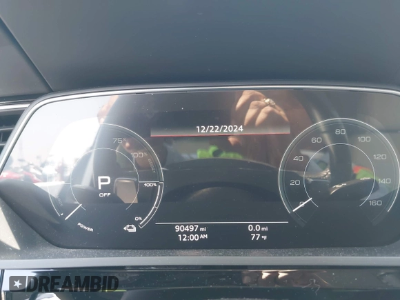 2019 Audi e-tron Prestige with VIN WA1VAAGE9KB010814, listed as a IAAI auction lot 42632795 with 90,497 mi miles and . Bid and sale history available at DreamBid. Image 16.