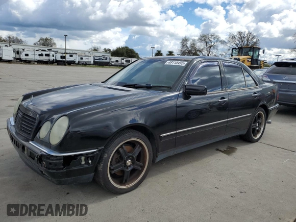 1999 Mercedes-Benz E 320 z VIN WDBJF65H6XA858046, wystawiony jako Copart lot #49115495 z przebiegiem Nie podano mil oraz Czysty tytuł • Clean title. Historia ofert i sprzedaży dostępna na DreamBid. Obrazek 1.