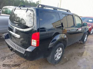2008 Nissan Pathfinder S with VIN 5N1AR18U48C666940, listed as a IAAI auction lot 41531196 with 209,462 mi miles. Bid and sale history available at carsss.com. Image 4.