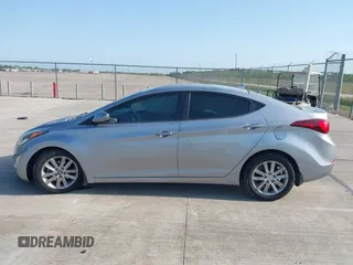 2015 Hyundai Elantra SE z VIN 5NPDH4AE8FH598295, wystawiony jako IAAI lot #42016527 z przebiegiem 119 958 mil mil oraz . Historia ofert i sprzedaży dostępna na DreamBid. Obrazek 14.