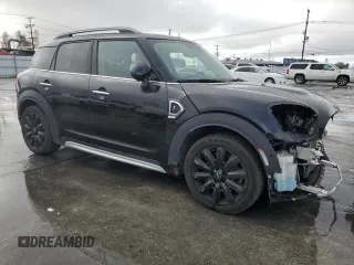 2018 MINI Countryman Cooper S with VIN WMZYT3C34J3E00776, listed as a Copart auction lot 43199165 with 41,874 mi miles and Salvage Title. Bid and sale history available at carsss.com. Image 4.