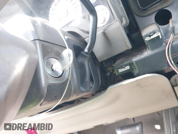 2004 Dodge Ram 2500 SLT with VIN 3D7KA28D64G218704, listed as a IAAI auction lot 42010509 with 288,900 mi miles. Bid and sale history available at carsss.com. Image 11.
