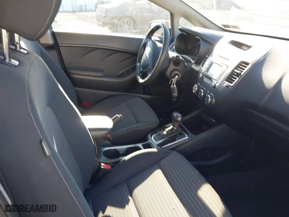 2017 Kia Forte LX with VIN 3KPFL4A75HE050061, listed as a IAAI auction lot 41897704 with 113,578 mi miles. Bid and sale history available at carsss.com. Image 5.