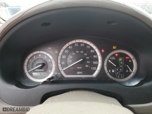 2004 Toyota Sienna XLE with VIN 5TDZA22C44S008497, listed as a Copart auction lot 45468995 with 176,366 mi miles and Salvage Title. Bid and sale history available at carsss.com. Image 9.