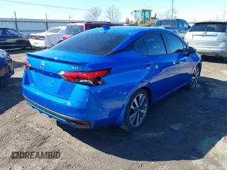 2020 Nissan Versa SR with VIN 3N1CN8FV9LL894736, listed as a IAAI auction lot 41671100 with 53,039 mi miles. Bid and sale history available at carsss.com. Image 4.