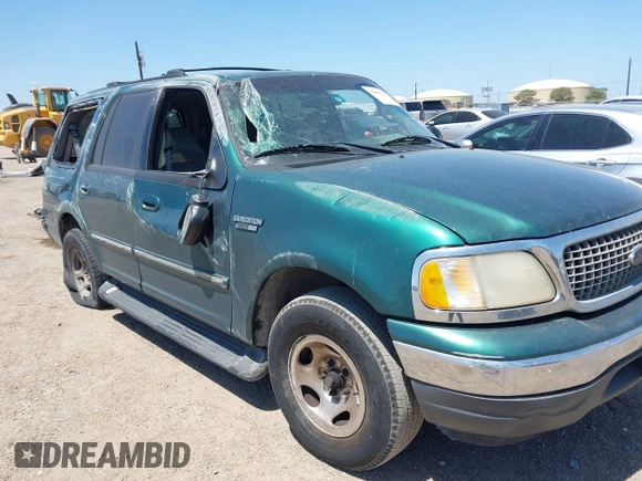 2000 Ford Expedition XLT with VIN 1FMRU1563YLC33035, listed as a IAAI auction lot 42000620 with 288,055 mi miles. Bid and sale history available at carsss.com. Image 6.
