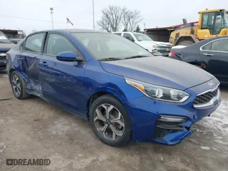 2020 Kia Forte LXS with VIN 3KPF24AD1LE242112, listed as a IAAI auction lot 41313817 with 67,920 mi miles. Bid and sale history available at carsss.com. Image 1.