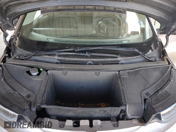 2015 BMW i3 z VIN WBY1Z4C56FV502952, wystawiony jako Copart lot #54003965 z przebiegiem 104 615 mil mil oraz Czysty tytuł • Clean title. Historia ofert i sprzedaży dostępna na DreamBid. Obrazek 11.