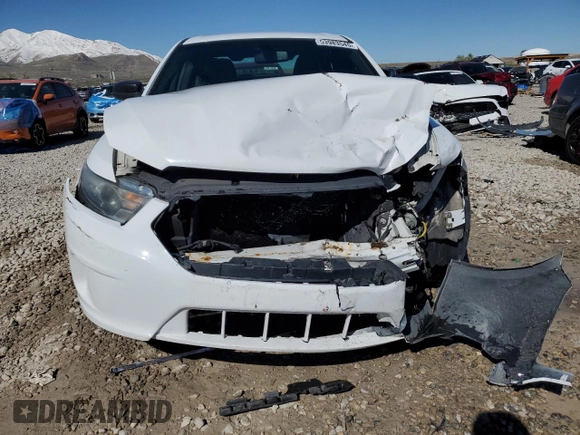 2014 Ford Police Interceptor с VIN 1FAHP2MK1EG127818, выставлен на аукционе Copart как лот 53983545 с пробегом 119 897 миль миль и Списание • Salvage title. История ставок и продаж доступна на DreamBid. Изображение 5.