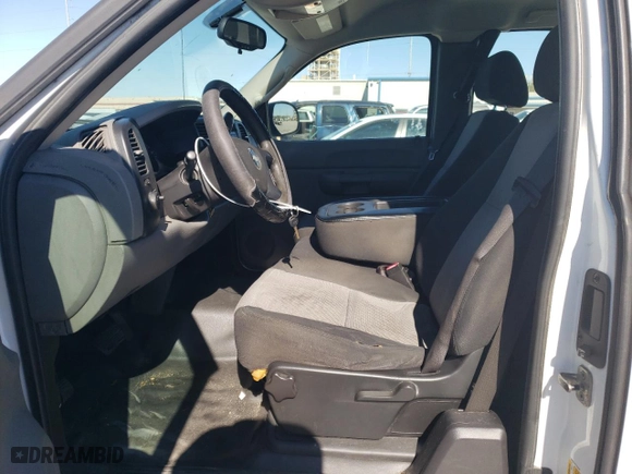 2007 Chevrolet Silverado 1500 Work Truck with VIN 1GCEC19C87Z504589, listed as a Copart auction lot 49146945 with 315,049 mi miles and Salvage Title. Bid and sale history available at carsss.com. Image 7.