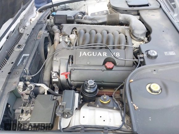 2000 Jaguar XJ with VIN SAJDA14C4YLF13470, listed as a IAAI auction lot 42136313 with 237,063 mi miles and . Bid and sale history available at DreamBid. Image 10.