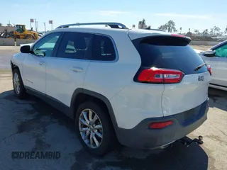 2016 Jeep Cherokee High Altitude with VIN 1C4PJLDB1GW264358, listed as a IAAI auction lot 41884632 with 87,250 mi miles. Bid and sale history available at carsss.com. Image 3.