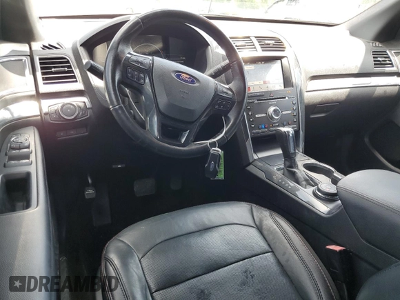 2017 Ford Explorer Sport z VIN 1FM5K8GT7HGC29725, wystawiony jako Copart lot #59944785 z przebiegiem 121 715 mil mil oraz Szkoda całkowita • Salvage title. Historia ofert i sprzedaży dostępna na DreamBid. Obrazek 8.