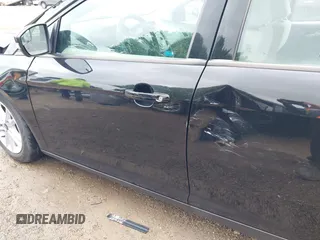 2017 Ford Focus SE с VIN 1FADP3F23HL346826, выставлен на аукционе IAAI как лот 42377224 с пробегом 30 658 миль миль и . История ставок и продаж доступна на DreamBid. Изображение 18.