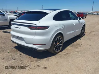 2020 Porsche Cayenne z VIN WP1BH2AY9LDA68083, wystawiony jako IAAI lot #42114933 z przebiegiem 16 850 mil mil oraz . Historia ofert i sprzedaży dostępna na DreamBid. Obrazek 4.