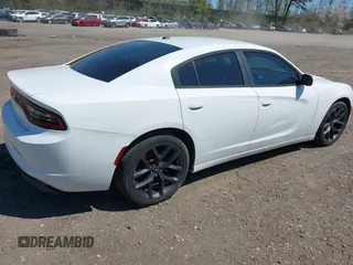 2016 Dodge Charger SE with VIN 2C3CDXBG6GH121386, listed as a IAAI auction lot 42039875 with 116,028 mi miles and . Bid and sale history available at carsss.com. Image 4.