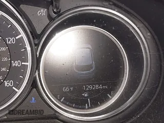 2018 Mazda CX-5 Grand Touring z VIN JM3KFADMXJ0311101, wystawiony jako IAAI lot #42163070 z przebiegiem 129 284 mil mil oraz . Historia ofert i sprzedaży dostępna na DreamBid. Obrazek 16.