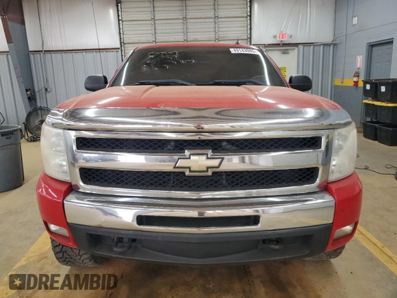 2011 Chevrolet Silverado 1500 LT with VIN 3GCPKSE34BG230422, listed as a Copart auction lot 49143085 with 283,750 mi miles and Salvage Title. Bid and sale history available at carsss.com. Image 5.
