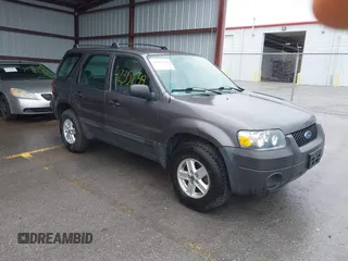 2006 Ford Escape XLS с VIN 1FMYU92Z46KD48075, выставлен на аукционе IAAI как лот 42351639 с пробегом 143 081 миль миль и . История ставок и продаж доступна на DreamBid. Изображение 1.