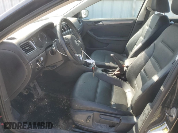 2014 Volkswagen Jetta TDI w/Premium with VIN 3VW3L7AJ2EM392016, listed as a Copart auction lot 69305904 with 111,903 mi miles and Salvage title. Bid and sale history available at DreamBid. Image 7.