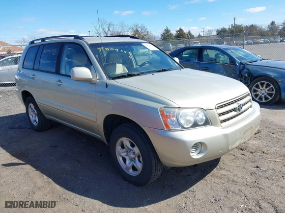 2003 Toyota Highlander with VIN JTEHF21A330133811, listed as a IAAI auction lot 41809283 with 267,024 mi miles. Bid and sale history available at carsss.com. Image 1.
