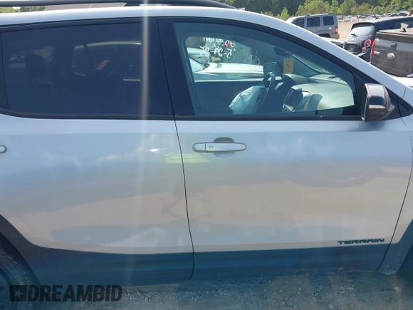 2020 GMC Terrain SLE with VIN 3GKALMEV3LL321078, listed as a IAAI auction lot 42414035 with 51,546 mi miles and . Bid and sale history available at DreamBid. Image 13.