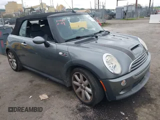 2007 MINI Convertible S с VIN WMWRH33527TJ43515, выставлен на аукционе IAAI как лот 41651846 с пробегом Не указан миль и . История ставок и продаж доступна на DreamBid. Изображение 1.