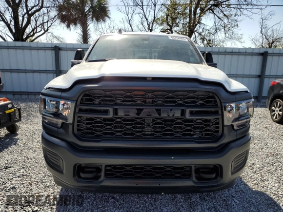 2024 Ram 2500 Tradesman with VIN 3C6UR5CL9RG276624, listed as a Copart auction lot 43788905 with 4,654 mi miles and Salvage Title. Bid and sale history available at carsss.com. Image 5.