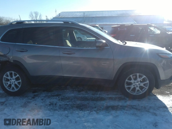 2017 Jeep Cherokee Latitude с VIN 1C4PJMCS8HW620426, выставлен на аукционе IAAI как лот 41252209 с пробегом 136 138 миль миль и . История ставок и продаж доступна на DreamBid. Изображение 13.