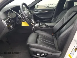 2017 BMW 5 Series 530i z VIN WBAJA5C37HG896060, wystawiony jako Copart lot #52409635 z przebiegiem 97 686 mil mil oraz Szkoda całkowita • Salvage title. Historia ofert i sprzedaży dostępna na DreamBid. Obrazek 7.