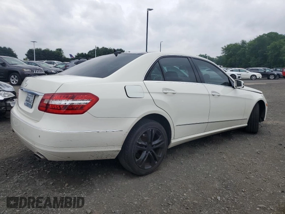 2010 Mercedes-Benz E 350 Luxury с VIN WDDHF8HB6AA239804, выставлен на аукционе Copart как лот 59476645 с пробегом 140 636 миль миль и Списание • Salvage title. История ставок и продаж доступна на DreamBid. Изображение 3.