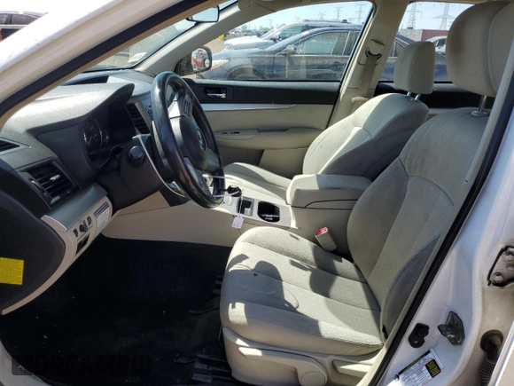 2011 Subaru Outback 2.5i z VIN 4S4BRCACXB3438773, wystawiony jako Copart lot #56755335 z przebiegiem 184 518 mil mil oraz Szkoda całkowita • Salvage title. Historia ofert i sprzedaży dostępna na DreamBid. Obrazek 7.