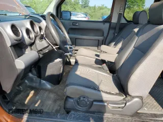 2006 Honda Element EX-P z VIN 5J6YH28706L010814, wystawiony jako Copart lot #60517455 z przebiegiem 202 001 mil mil oraz Czysty tytuł • Clean title. Historia ofert i sprzedaży dostępna na DreamBid. Obrazek 7.