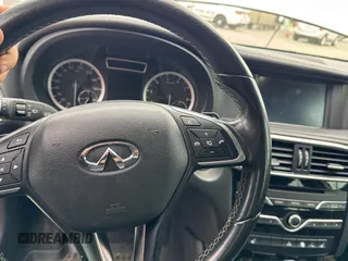 2018 Infiniti QX30 with VIN SJKCH5CP9JA044700, listed as a Copart auction lot 55697985 with Not provided miles and Clean title. Bid and sale history available at DreamBid. Image 9.