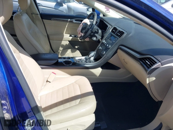 2014 Ford Fusion SE Hybrid с VIN 3FA6P0LU9ER129016, выставлен на аукционе IAAI как лот 42269103 с пробегом 170 001 миль миль и . История ставок и продаж доступна на DreamBid. Изображение 5.